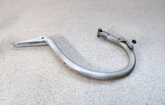 Mercedes-Benz E A207 Tailgate/trunk/boot hinge A2077500628