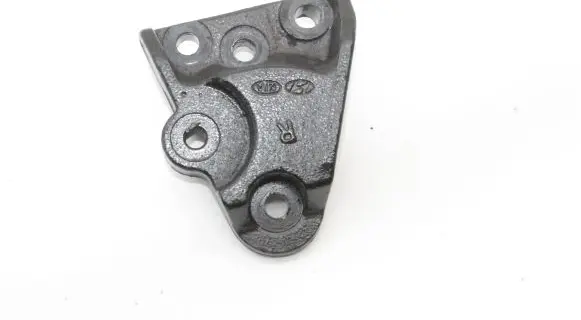 KIA Sportage Engine mounting bracket