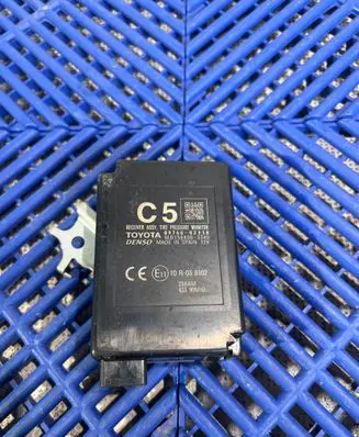 Toyota Auris E180 Tire pressure control unit 8976002110 MB1584003340