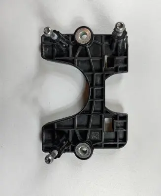 Volkswagen PASSAT B8 Distronic sensor bracket 3Q0907704A
