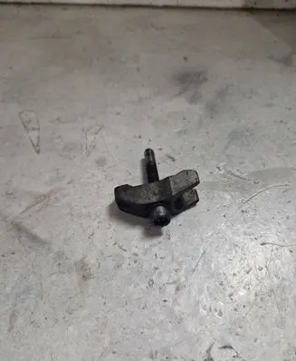 Volkswagen Crafter Fuel Injector clamp holder