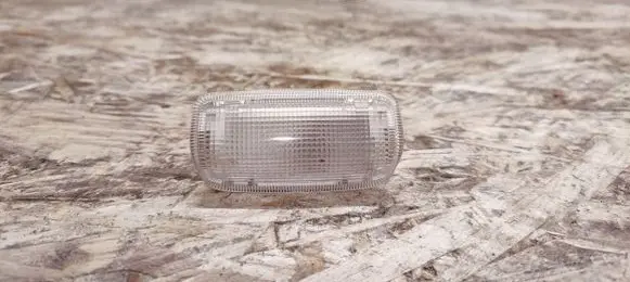 Lexus SC 430 Front door interior light 