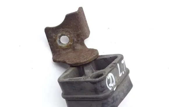 BMW 6 E63 E64 Muffler mount bracket/holder 7508087