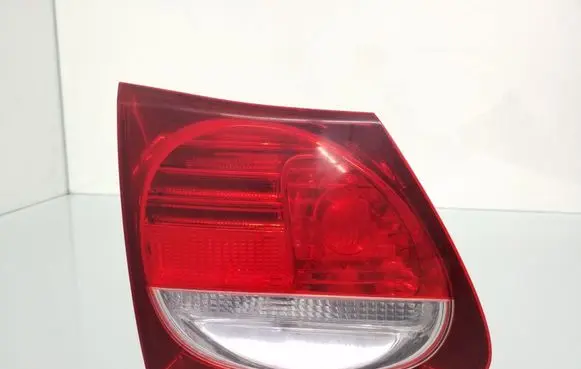 Lexus GS 300 350 430 450H Tailgate rear/tail lights