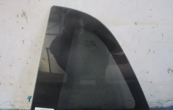 Jeep Compass Rear side window