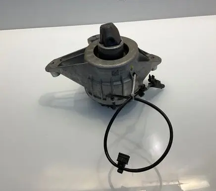 Mercedes-Benz GLE W167 Engine mount bracket A1672405800 1672405800