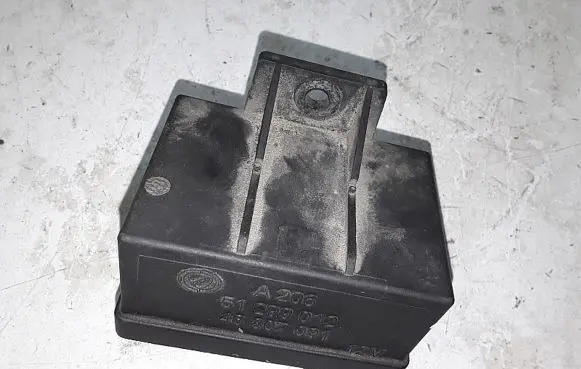 Fiat Stilo Glow plug pre-heat relay 51299012