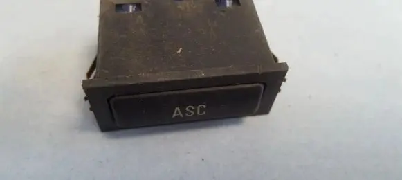 Traction control (ASR) switch