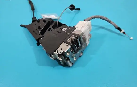 Mercedes-Benz A W169 Front door lock 1697202835 IMPRK1406108