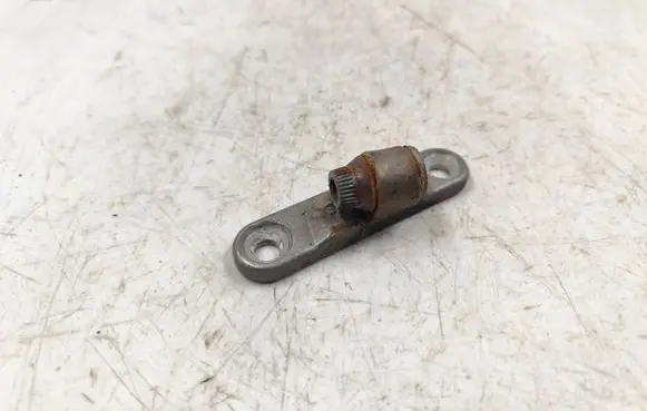 Mercedes-Benz A W169 Front door upper hinge 454LIC1