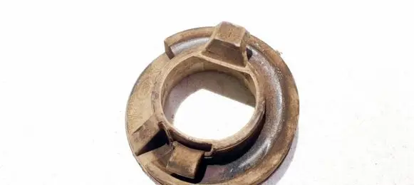 Land Rover Range Rover Evoque L551 Front coil spring rubber mount 