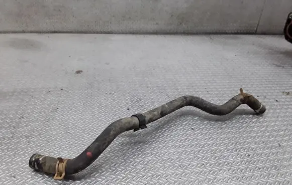 Renault Sandero I Engine coolant pipe/hose
