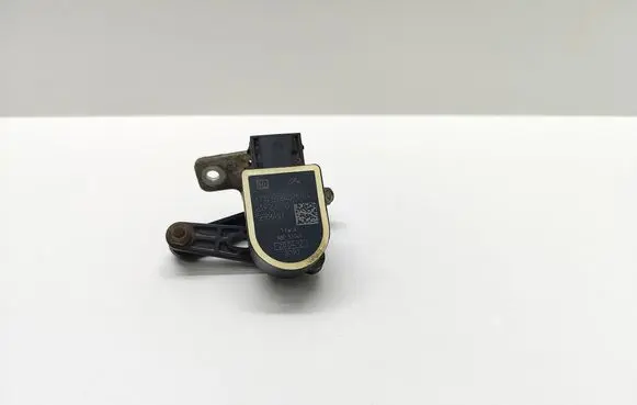 BMW 5 F10 F11 Rear air suspension level height sensor 6752797 675279702 37146752797