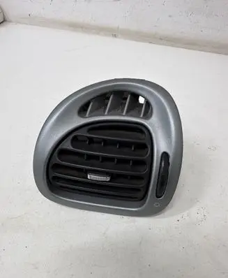 Citroen Xsara Picasso Dashboard side air vent grill/cover trim 9631280177
