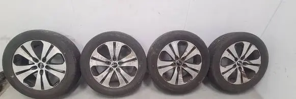 R18 alloy rim