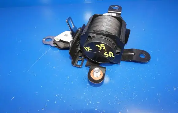 Hyundai ix35 Middle seatbelt (rear) 