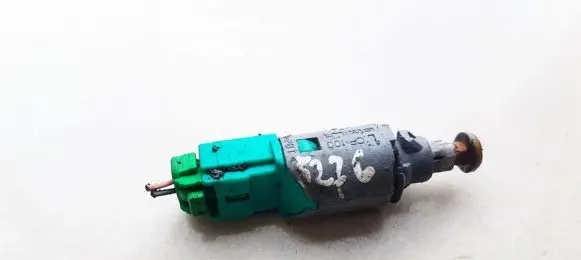 Clutch pedal sensor