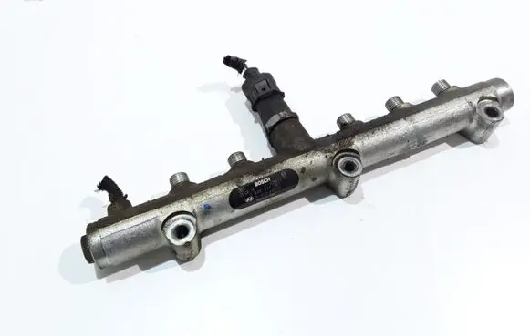 KIA Sorento Fuel main line pipe 314004A400 0445214081 03841391