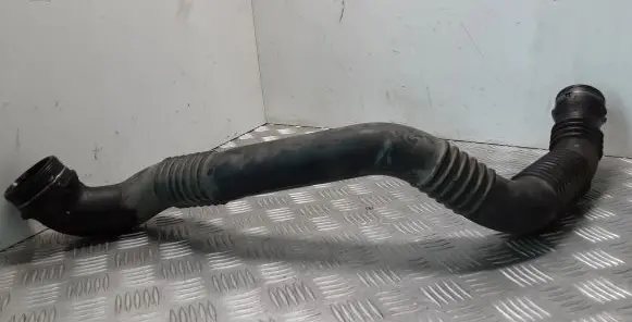 Mercedes-Benz B W245 Intercooler hose/pipe A1695200701