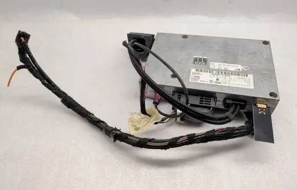 Audi A5 8T 8F Bluetooth control unit module 4F1862335