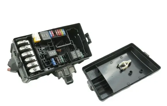 Volkswagen Tiguan Fuse box set 5Q0907361G