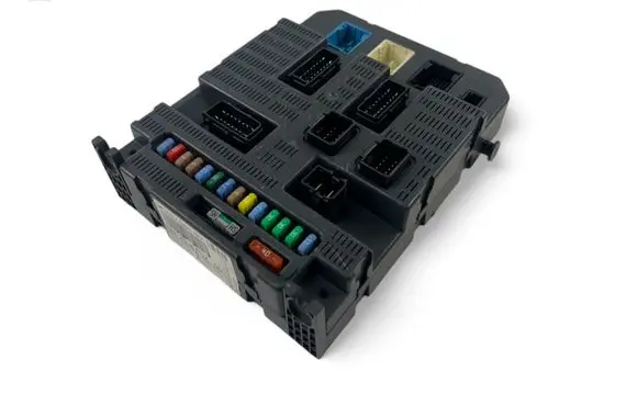 Peugeot 308 Fuse box set 9663798180