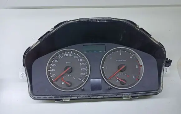Volvo V50 Speedometer (instrument cluster) 30728645