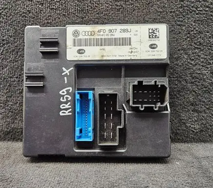 Audi A8 S8 D3 4E Comfort/convenience module 4F0907289J 4F0910289J
