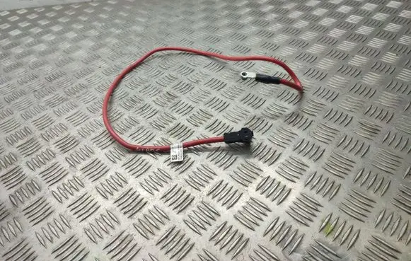 Mercedes-Benz GLC X253 C253 Positive cable (battery) T915103