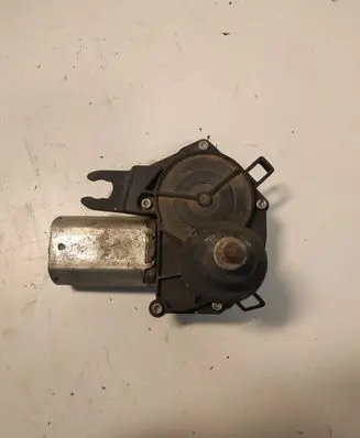 Toyota Aygo AB10 Rear window wiper motor 851300H010