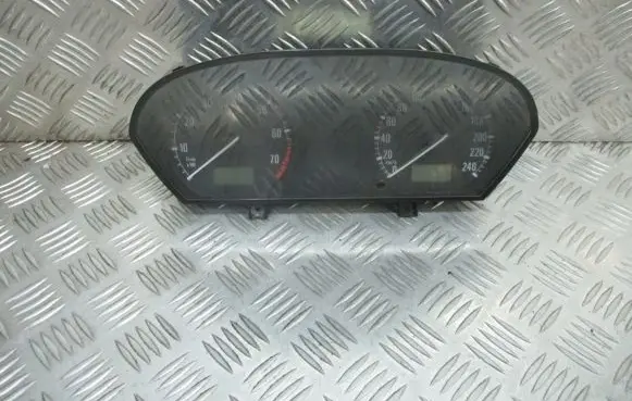 Skoda Fabia Mk1 (6Y) Speedometer (instrument cluster) 6Y1919870B