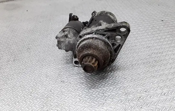 Skoda Octavia Mk2 (1Z) Starter motor 02Z911023H