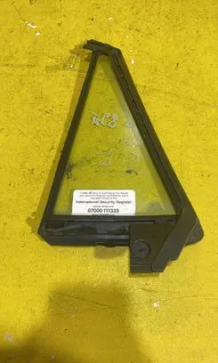 Mazda 6 Front triangle window/glass RZ3R1P2K7