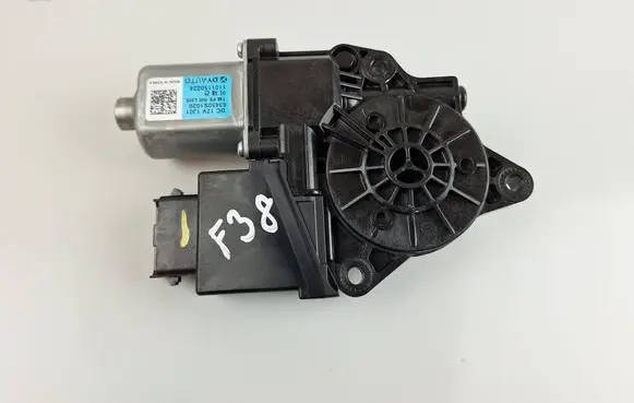 Hyundai Santa Fe Rear door window regulator motor 83450S1020