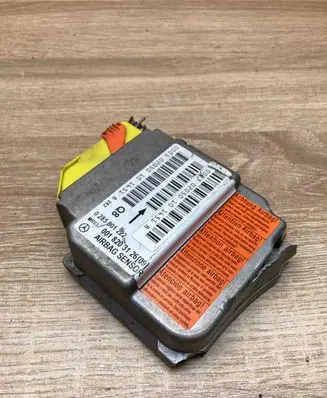 Audi A6 S6 C4 4A Airbag control unit/module 0018203126 0285001222 Used