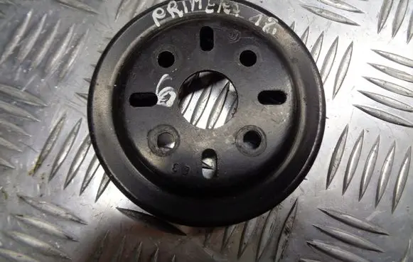 Nissan Primera Alternator pulley 