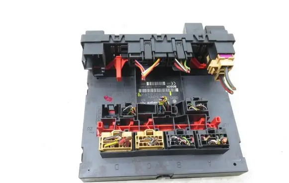 Volkswagen Golf V Central body control module 1K0937049K