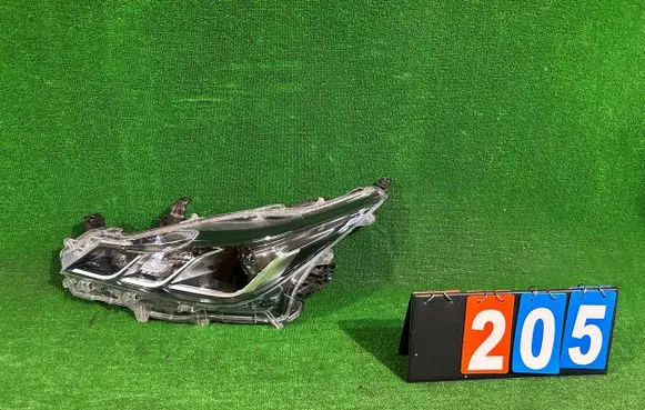 Toyota Corolla E210 E21 Headlight/headlamp 19345F 200191770 8115002T31