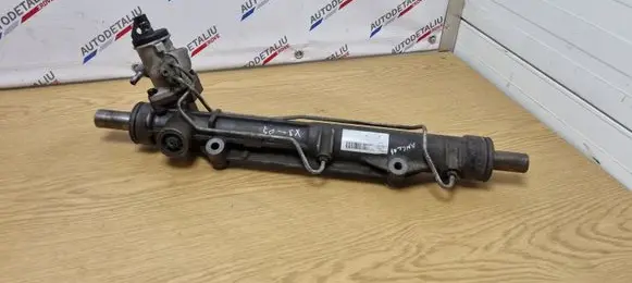 BMW X3 E83 Steering rack 7832615