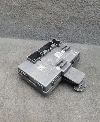 Audi A4 S4 B9 Door control unit/module 8W0959595G 8W0959595