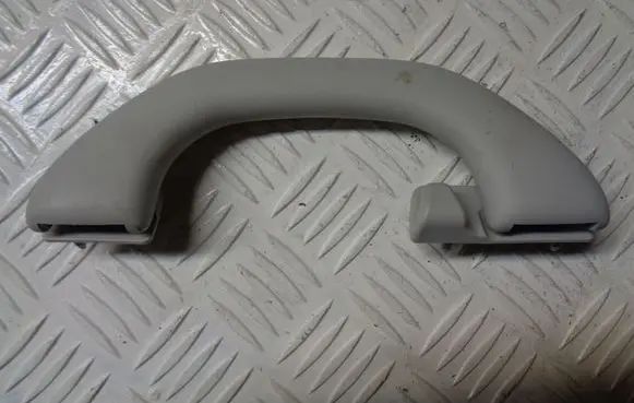 Skoda Octavia Mk2 (1Z) Rear interior roof grab handle 6Y0857607