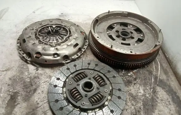 Volkswagen Amarok Clutch set kit 03L105266AG