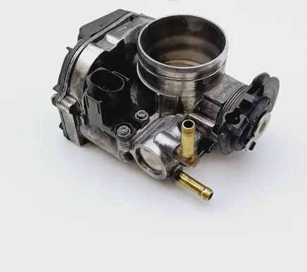 Audi A3 S3 8L Throttle valve 408237111012 06A133064J