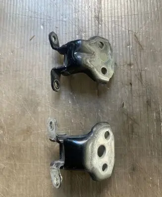 Front door hinge set