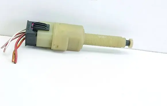 Audi A6 S6 C5 4B Brake pedal sensor switch 4A0945515A