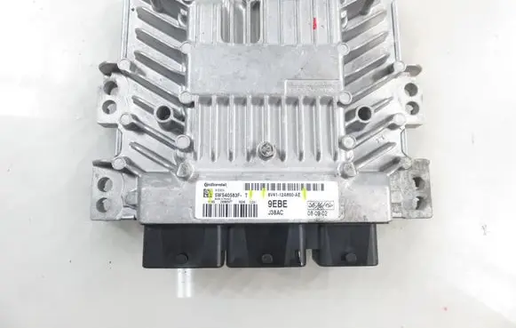 Ford Kuga I Engine control unit/module 8V4112A650AE 5WS40583FT