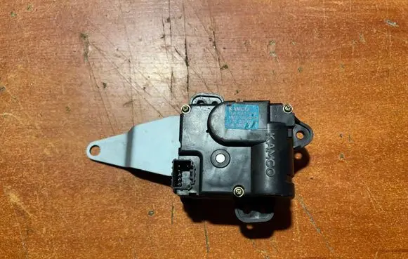 Hyundai Matrix Air flap motor/actuator D266DEYLA