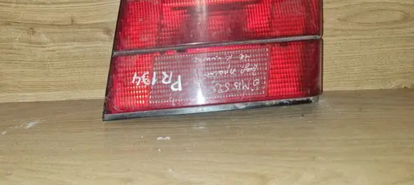 BMW 5 E34 Tailgate rear/tail lights 13400200