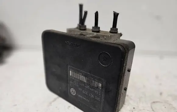Volkswagen Golf V ABS Pump 1K0614517T 0602204 002060200861