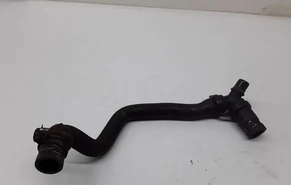 Ford Mondeo MK IV Engine coolant pipe/hose